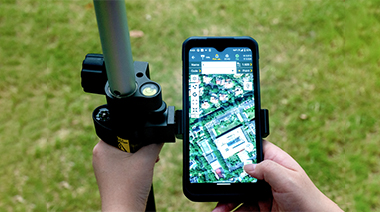 Landstar 8 app from CHC Navigation, the easy to use and feature-rich land surveying and mapping android app