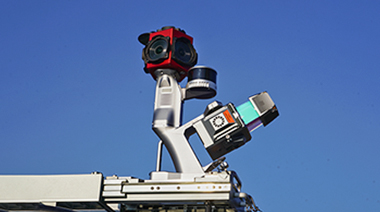 AU20 enables precise point cloud and immersive panoramic imagery tailored for various surveying & mapping applications.