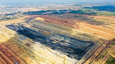 AU20 enables seamless acquisition of ground surfaces of mine site and generation of accurate DEM and DOM for the slope lines data analysis.