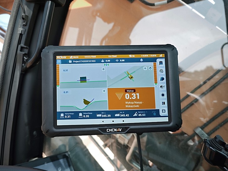 Interface de visualização do sistema de controlo da máquina TX73 na cabina