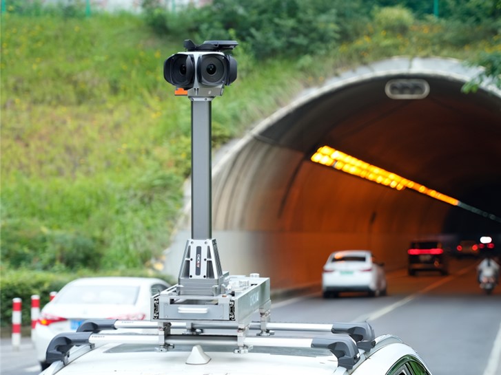 MP7 panoramic mapping system with C7200 camera installed on a survey vehicle.