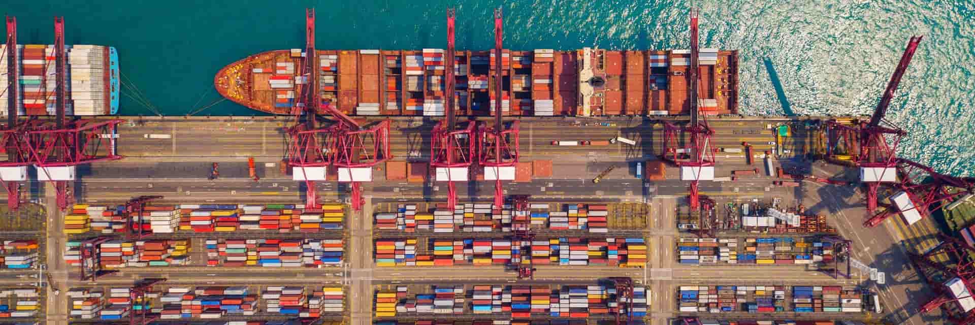 The CGI-610 offers precise, reliable navigation for autonomous vehicles in challenging harbor conditions.