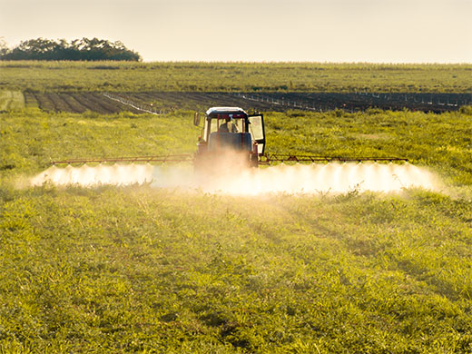 CHCNAV farming solutions ensure precise, efficient spraying with reduced chemical waste.