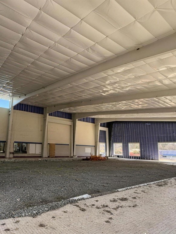 O local de renovação de uma antiga instalação de piscinas em Indiana